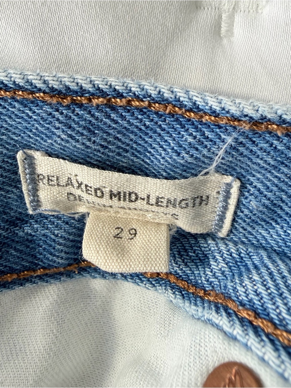 Madewell Mid Length Relaxed Fit Distressed Denim Shorts - size 29 - Picture 5 of 6